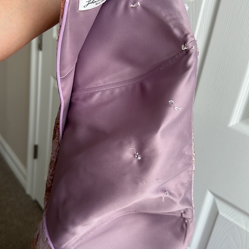 Dress - Picture 6 of 8